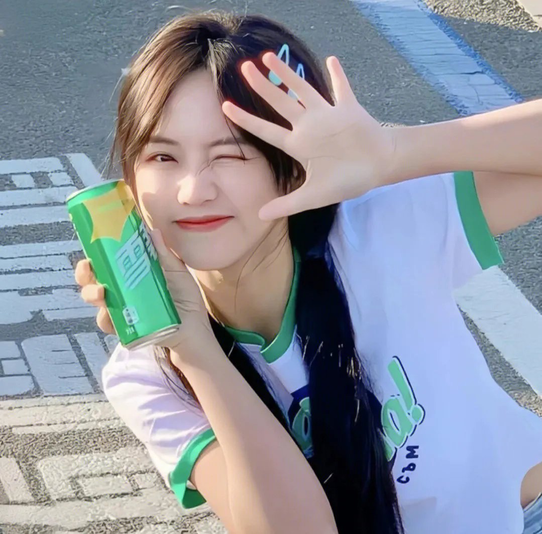 玛丽莲有深黑之眸